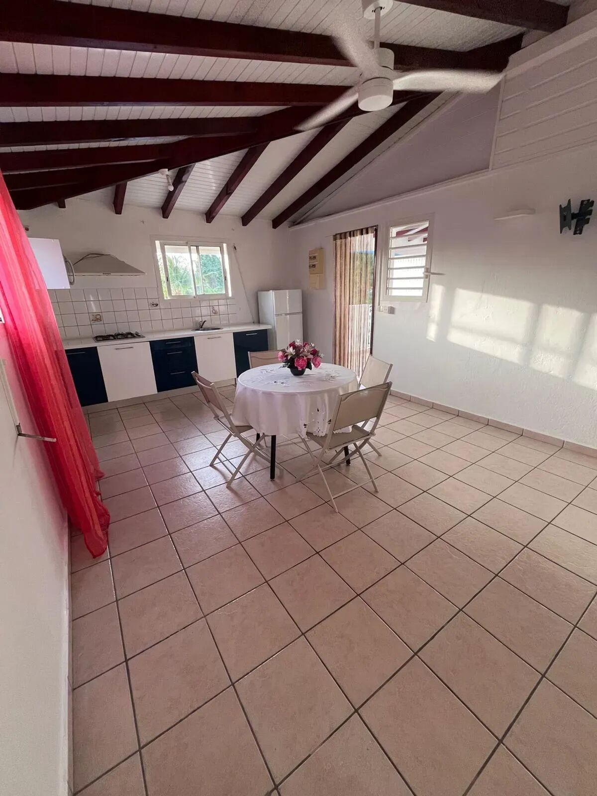 Appartement 2 chambres avec terrasse privée aux Abymes, Guadeloupe - Photo 9