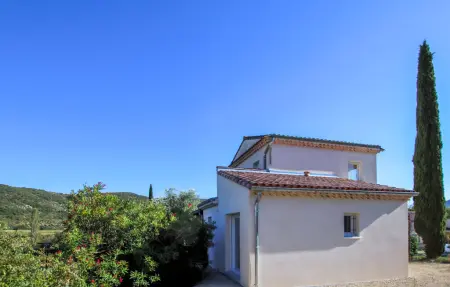 Maison provençale avec piscine privée à Valvignères : photo 13