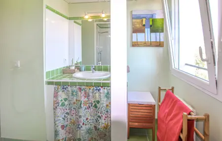 Maison provençale avec piscine privée à Valvignères : photo 18