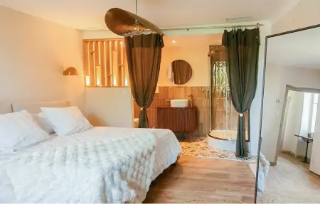 Maison en pierre à Martel, 8 personnes, terrasse couverte : photo 14