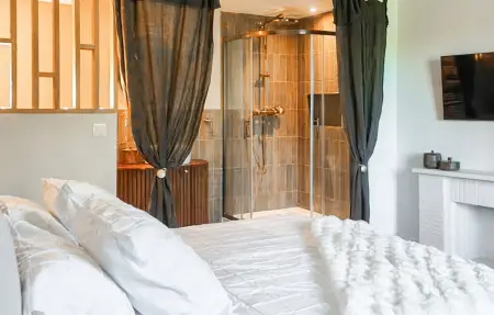 Maison en pierre à Martel, 8 personnes, terrasse couverte : photo 15