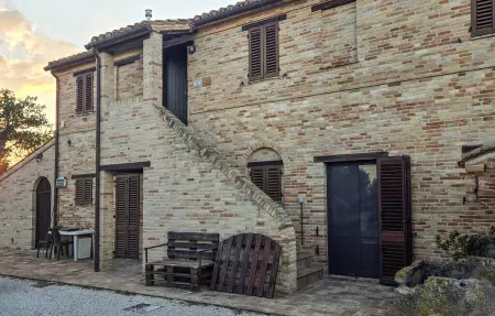 Maison de campagne 120 m² avec piscine à Appignano