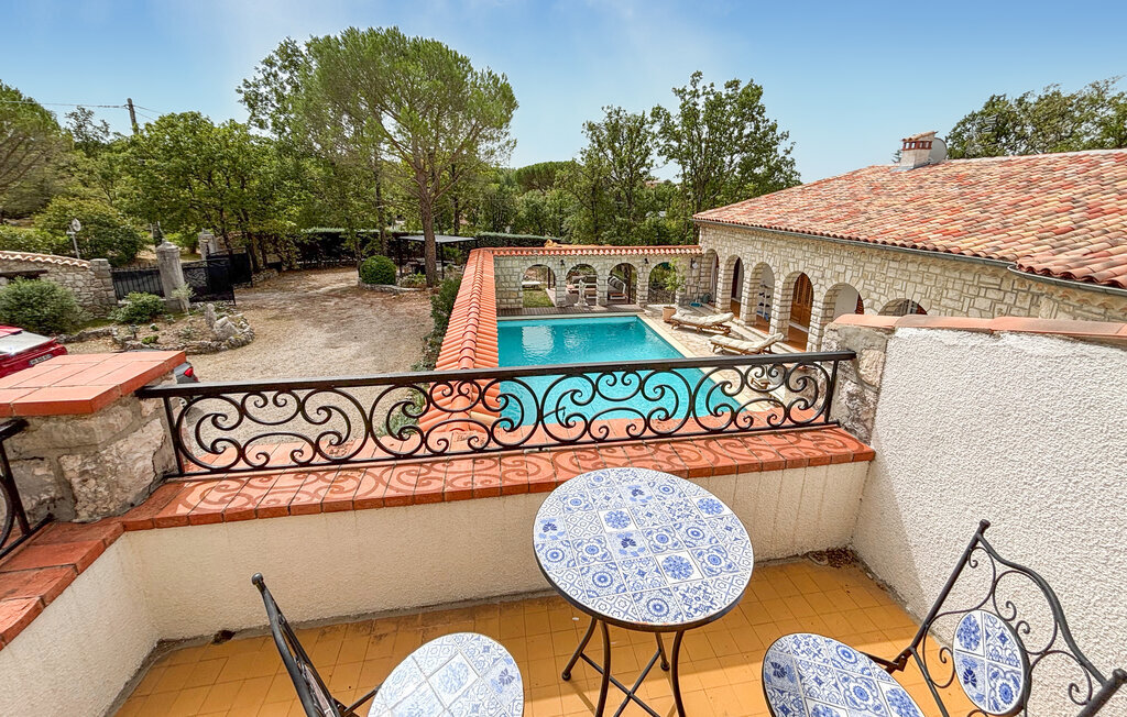Maison 7 chambres avec piscine à Saint-Vallier-de-Thiey - Photo 2