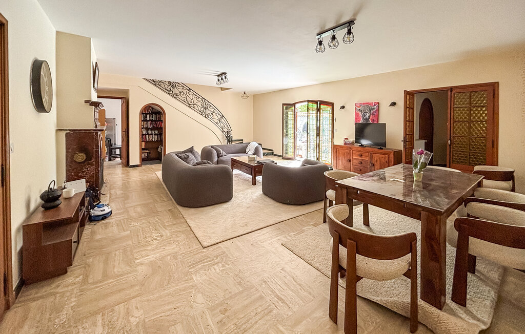 Maison 7 chambres avec piscine à Saint-Vallier-de-Thiey - Photo 3