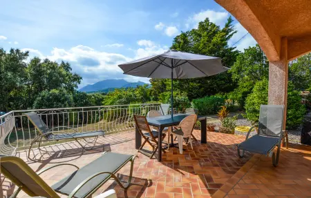 Haut de villa vue mer au calme à San Giuliano, Corse : photo 12
