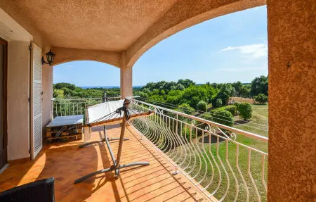 Haut de villa vue mer au calme à San Giuliano, Corse : photo 14