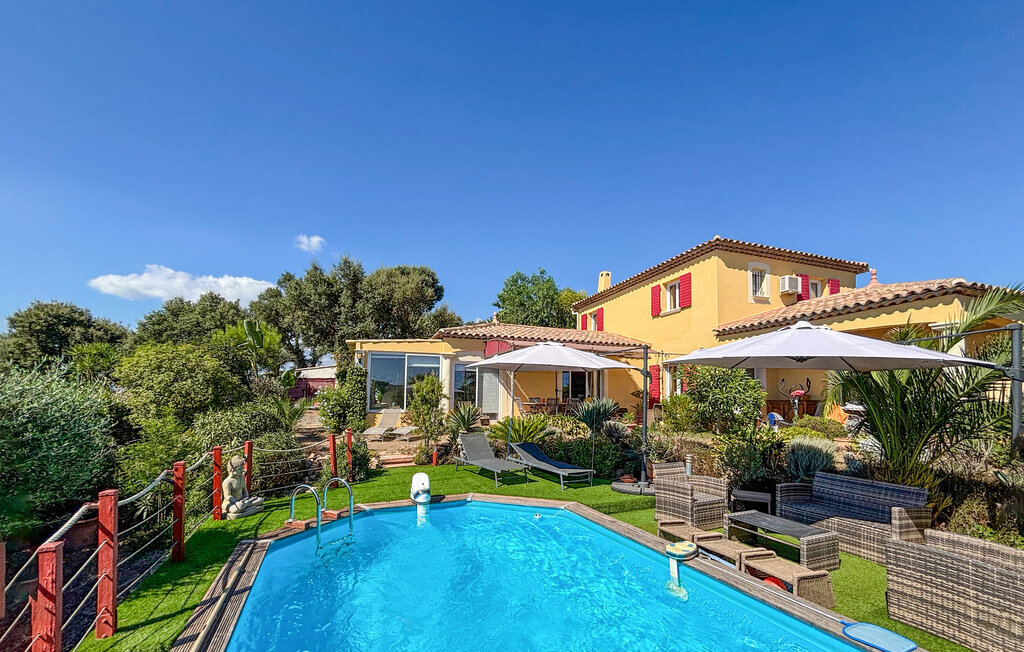 Villa avec piscine et vue mer à Tanneron - Photo 1