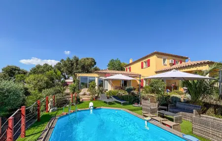 Villa avec piscine et vue mer à Tanneron