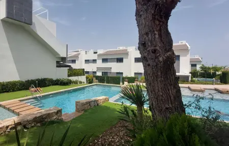 Appartement Villa Arne à Torrevieja, 3 chambres et piscine : photo 10