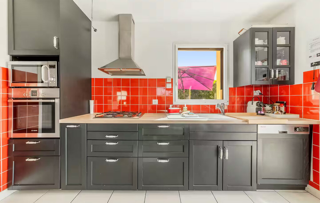 Maison 8 personnes à Saint Père Marc en Pou - Photo 7