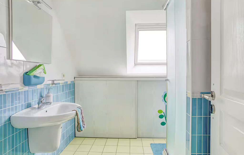 Maison 8 personnes à Saint Père Marc en Pou - Photo 18