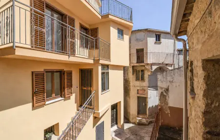 Maison calabraise 6 pers., poutres apparentes, 4 km plage