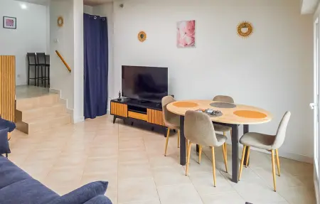 Appartement contemporain 2 chambres à Bourbourg, près de la gare : photo 3