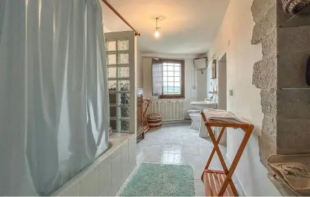 Casale Cagli, maison en pierre aux poutres apparentes : photo 20