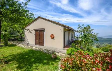 Villa Nova avec piscine privée à Sesto Fiorentino : photo 15