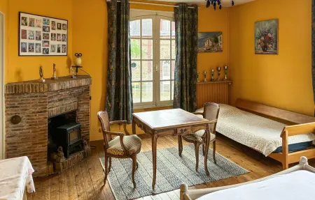 Maison en pierre avec poêle à bois, Mesnil-en-Ouche : photo 3