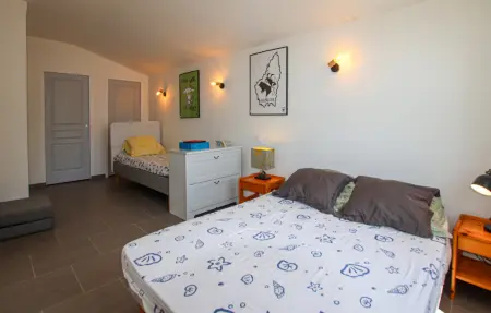 Maison 3 chambres avec terrain d'oliviers à Tauriers : photo 13