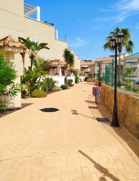 Appartement 65 m² avec piscine partagée à Los Geraneos, ES : photo 17