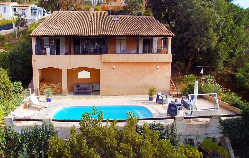Maison 4 chambres avec piscine privée à La Londe-les-Maures - Photo 1