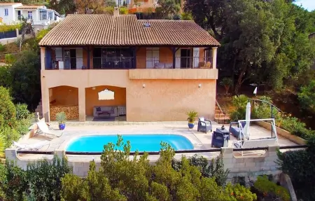 Maison 4 chambres avec piscine privée à La Londe-les-Maures
