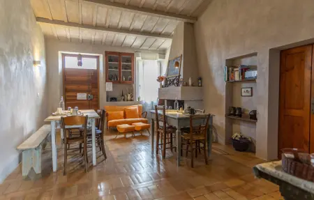 Maison 6 pers. Serra San Quirico, piscine & jardin : photo 3