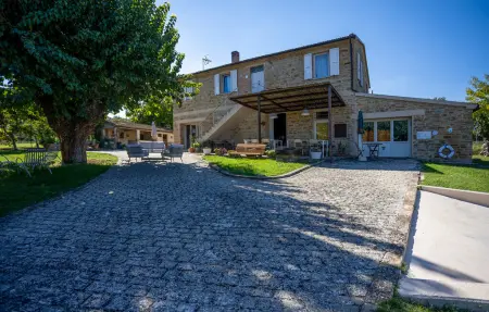 Maison 6 pers. Serra San Quirico, piscine & jardin : photo 9