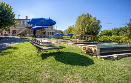 Maison 6 pers. Serra San Quirico, piscine & jardin : photo 13