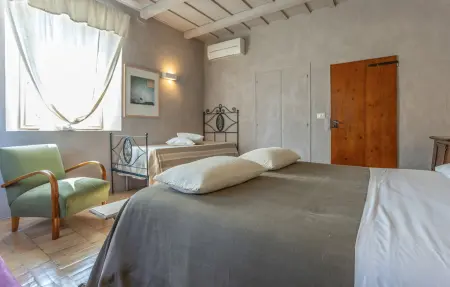 Maison 6 pers. Serra San Quirico, piscine & jardin : photo 16