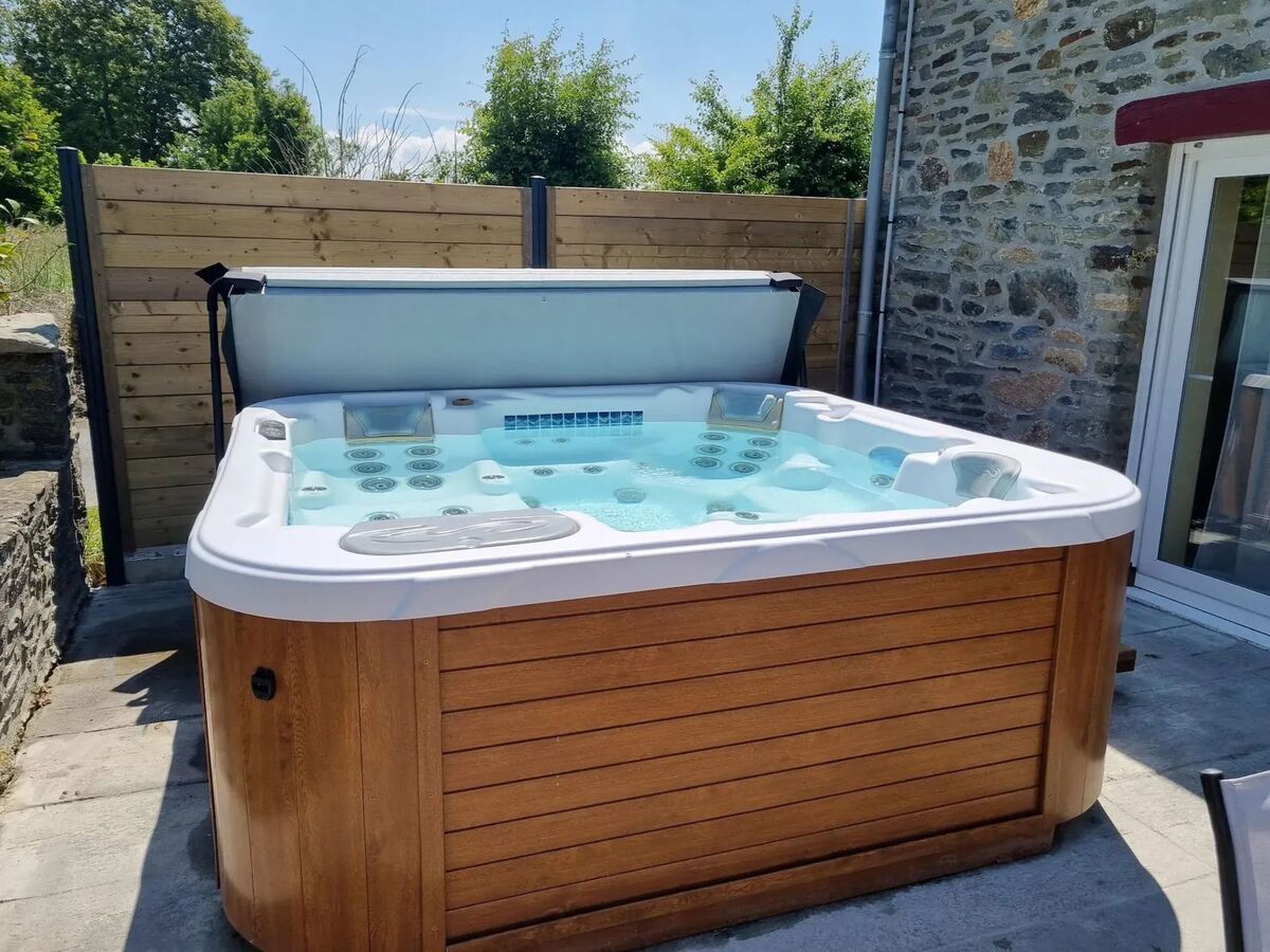 Maison confortable Pontorson 110 m² Jacuzzi, Maison 6 personnes à Pontorson - Photo 10