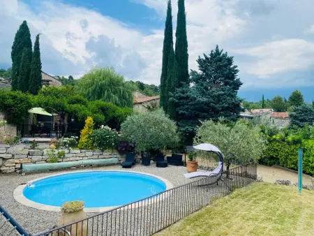 Villa avec piscine privée et vue montagne à Revest-Saint-Martin : photo 2