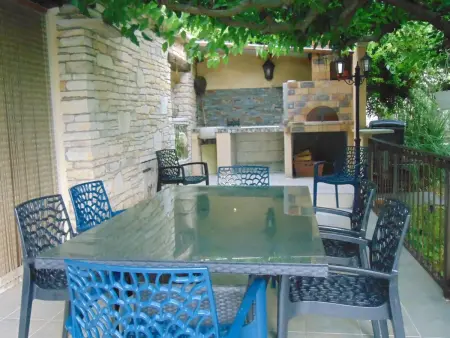 Villa avec piscine privée et vue montagne à Revest-Saint-Martin : photo 18