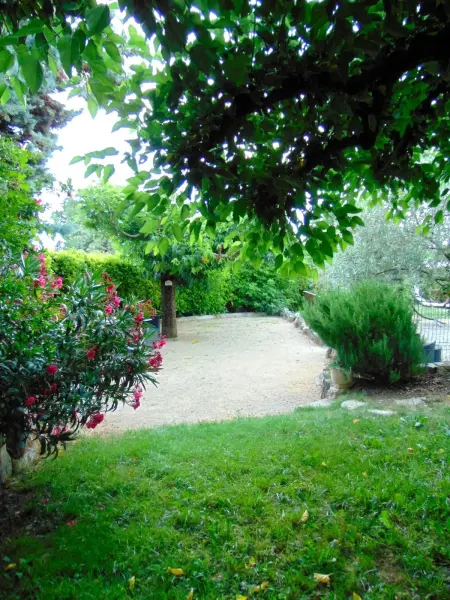 Villa avec piscine privée et vue montagne à Revest-Saint-Martin : photo 27