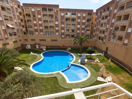 Appartement moderne avec clim et vue piscine à Torrevieja : photo 16