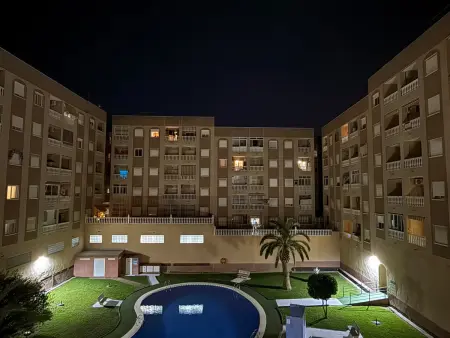 Appartement moderne avec clim et vue piscine à Torrevieja : photo 32