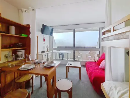 Studio lumineux, balcon sud, vue montagne - 3 pers. : photo 5