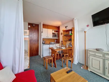 Studio lumineux, balcon sud, vue montagne - 3 pers. : photo 9