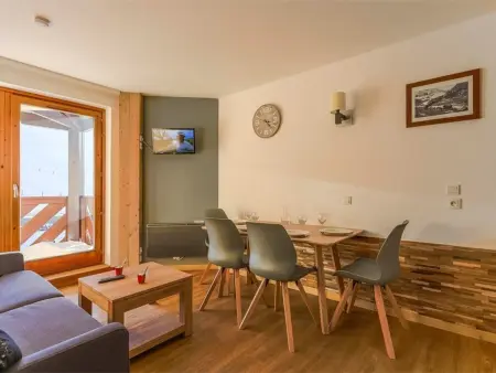 Appartement rénové vue montagne aux pieds des pistes, Val Thorens : photo 3