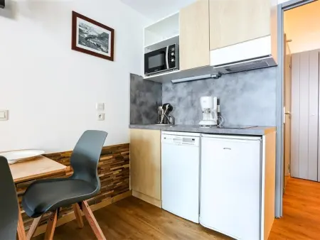 Appartement rénové vue montagne aux pieds des pistes, Val Thorens : photo 5