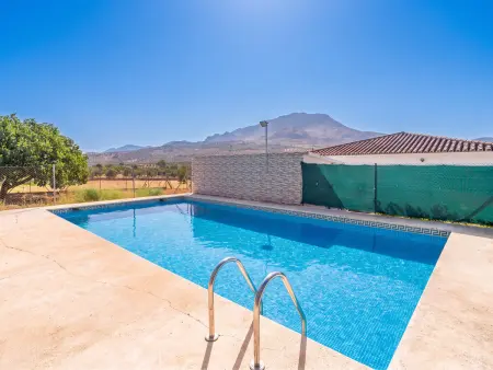 Maison rurale 160 m² piscine privée, cheminée - El Burgo : photo 3