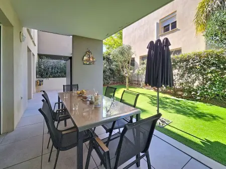 Carré Magdeleine : appartement 4 pièces à Fréjus, terrasse et jardinet : photo 24