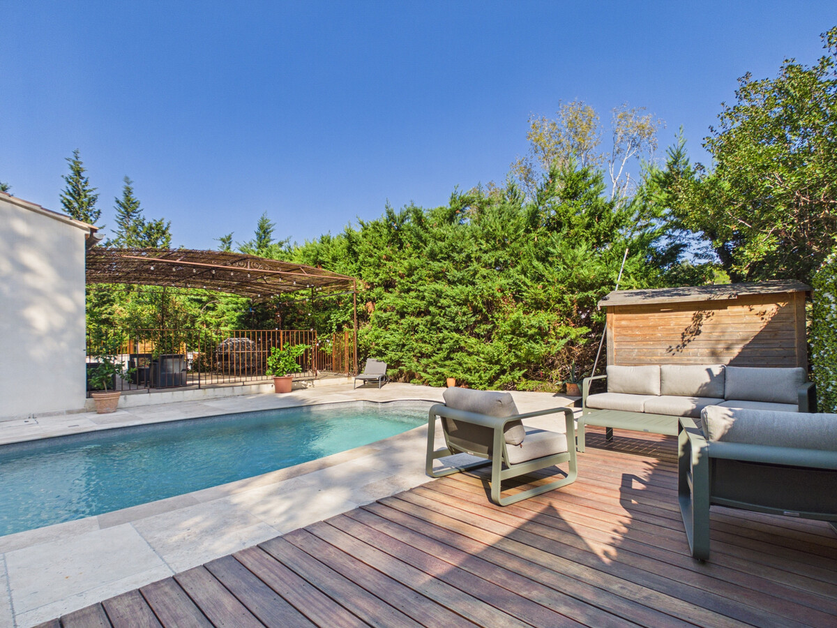 Villa provençale 135 m² : piscine au sel et terrasse - Photo 1