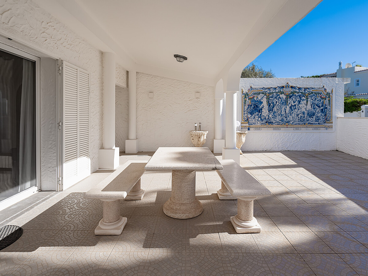 Maison rénovée avec piscine privée au cœur de Carvoeiro - Photo 6