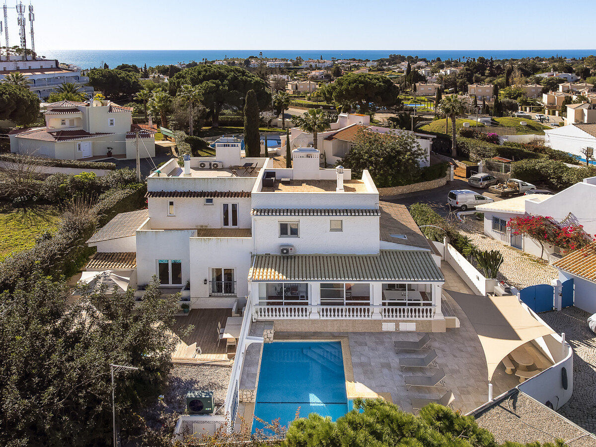 Maison rénovée avec piscine privée au cœur de Carvoeiro - Photo 8