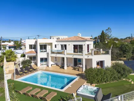 Villa 4 chambres Carvoeiro, piscine chauffée 9x4,5m : photo 2