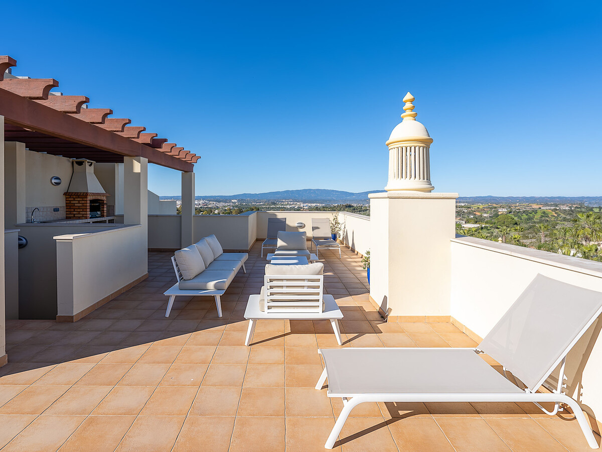 Casa Saudade : Penthouse luxueux avec jacuzzi et grande véranda - Photo 3