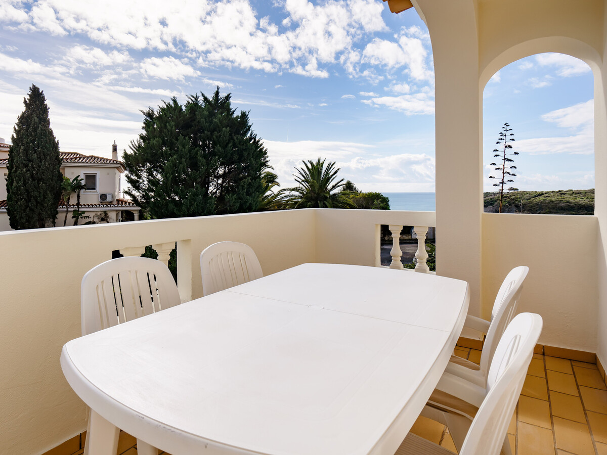 Charmante Villa avec Jardin Proche Plage et Golf à Carvoeiro - Photo 13