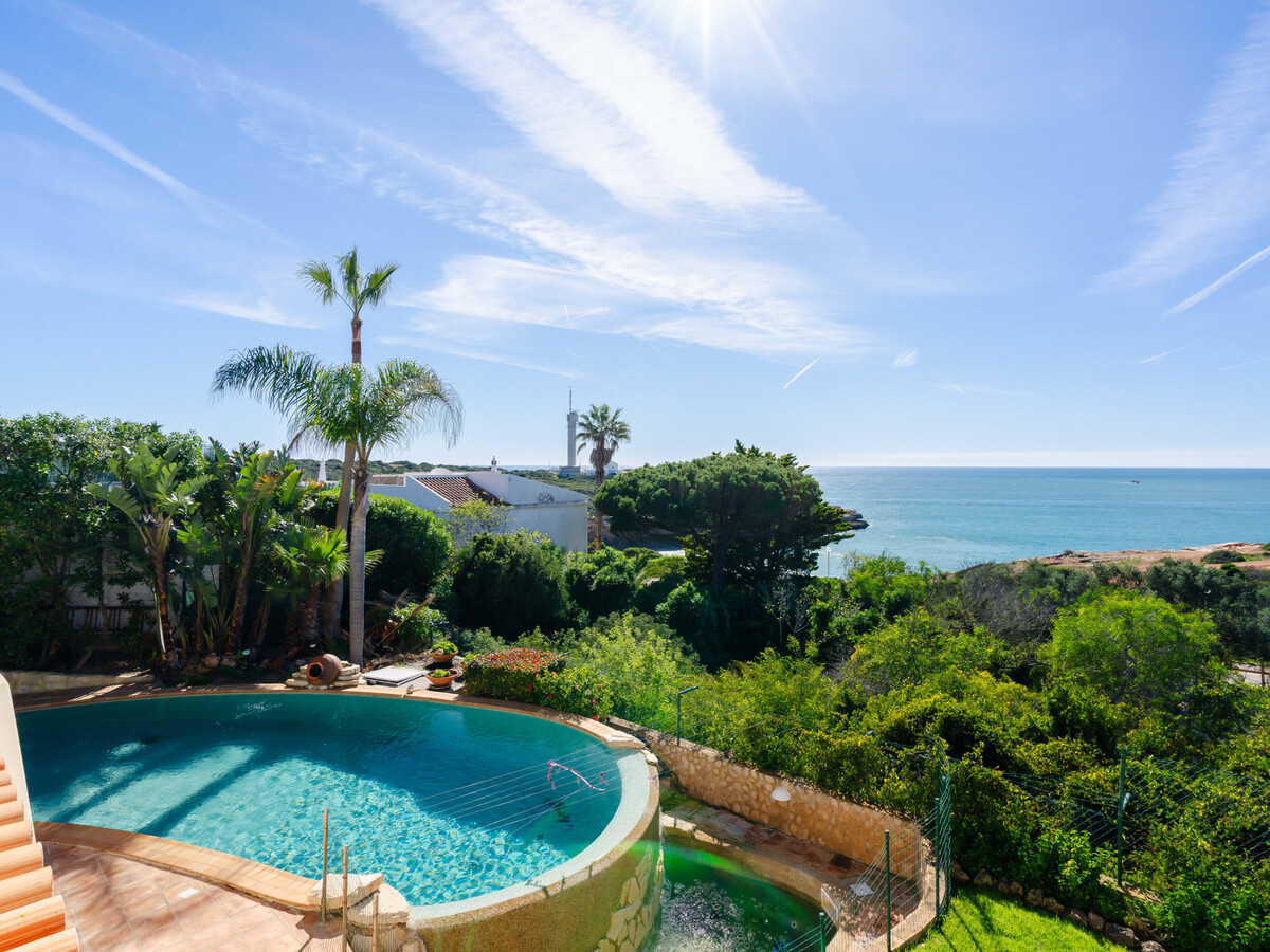 Villa à Ferragudo avec piscine privée près de la plage - Photo 1