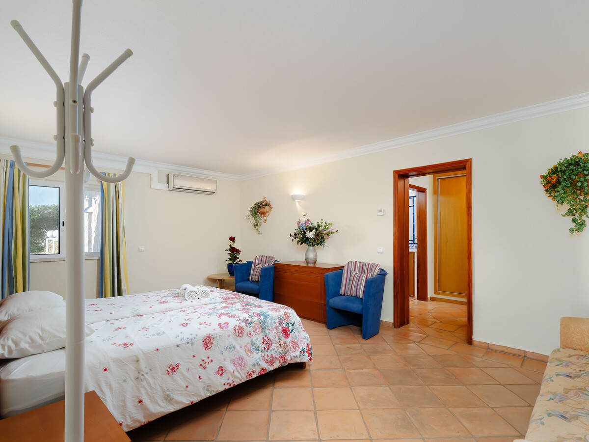 Villa à Ferragudo avec piscine privée près de la plage - Photo 35