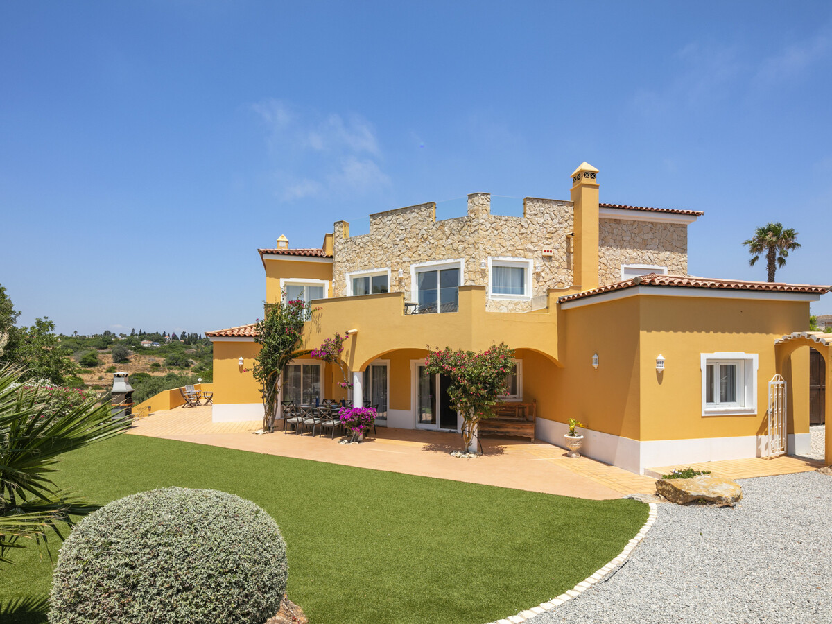 Villa spacieuse avec jacuzzi et piscine privée chauffée, proche plages et golf, jusqu'à 10 pers - Photo 6
