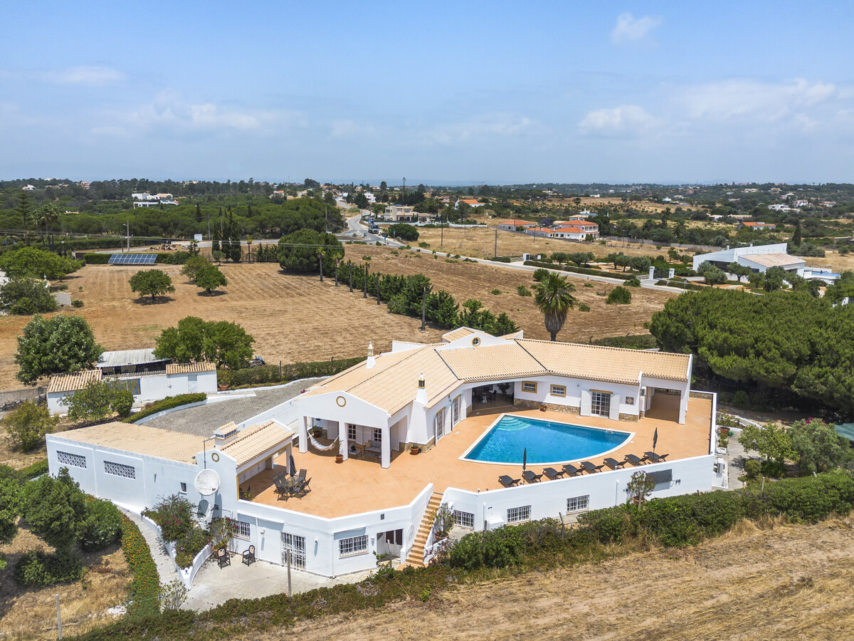 Villa spacieuse 4 chambres avec piscine privée près de Carvoeiro - Photo 1
